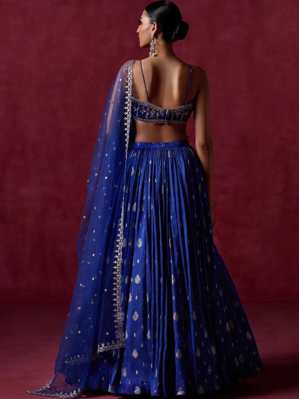 Lashkaraa Royal Blue Embroidered Brocade Lehenga - Picture 4 of 7